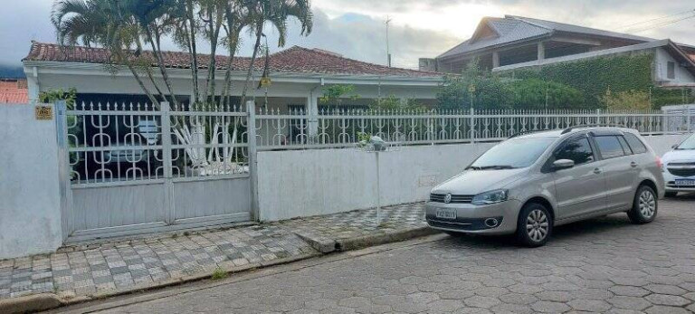 Imagem Casa com 3 Quartos à Venda, 800 m² em Centro - Peruíbe Imagem Casa com 3 Quartos à Venda, 800 m² em Centro - Peruíbe