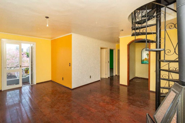 Imagem Imóvel com 2 Quartos à Venda, 220 m² em Camaquã - Porto Alegre Imagem Imóvel com 2 Quartos à Venda, 220 m² em Camaquã - Porto Alegre