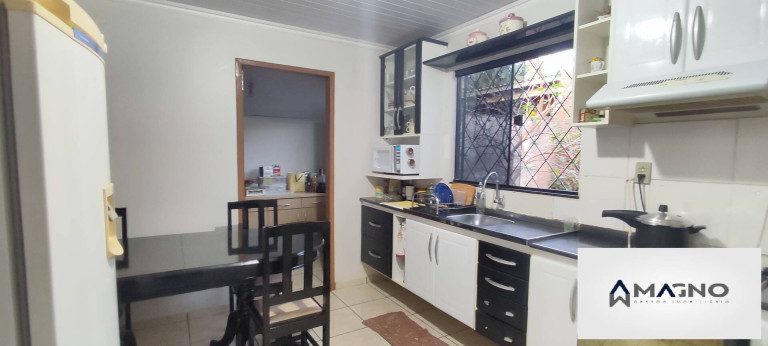Imagem Casa com 4 Quartos à Venda, 366 m² em Santos Dumont - Cascavel