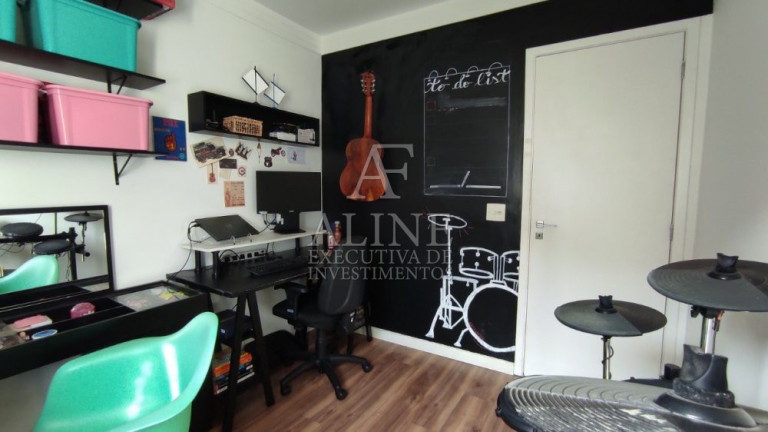 Imagem Casa de Condomínio com 3 Quartos à Venda, 127 m² em Chácara Quiriri - Carapicuíba