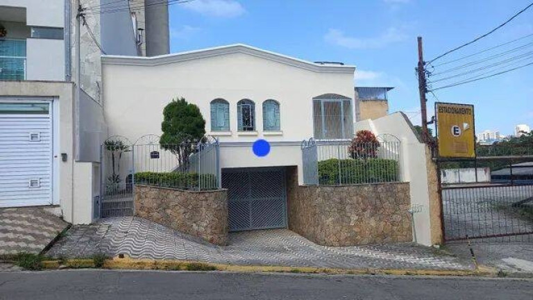 Imagem Casa com 3 Quartos à Venda, 310 m² em Jardim - Santo André Imagem Casa com 3 Quartos à Venda, 310 m² em Jardim - Santo André