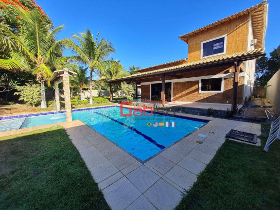 Casa com 4 Quartos à Venda, 190 m² em Caravelas - Armação Dos Búzios