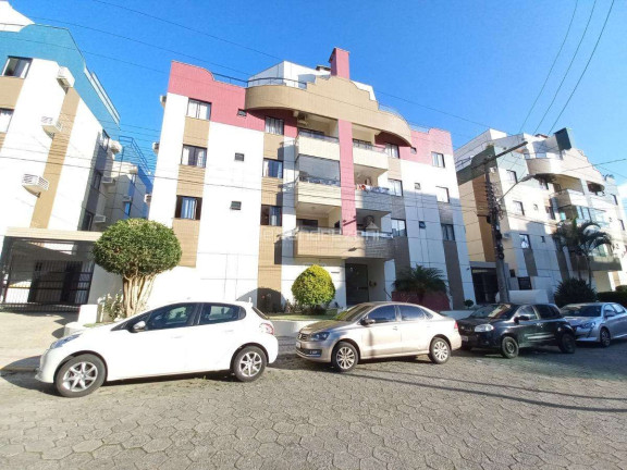Imagem Apartamento com 3 Quartos para Temporada, 95 m² em Bombas - Bombinhas Imagem Apartamento com 3 Quartos para Temporada, 95 m² em Bombas - Bombinhas