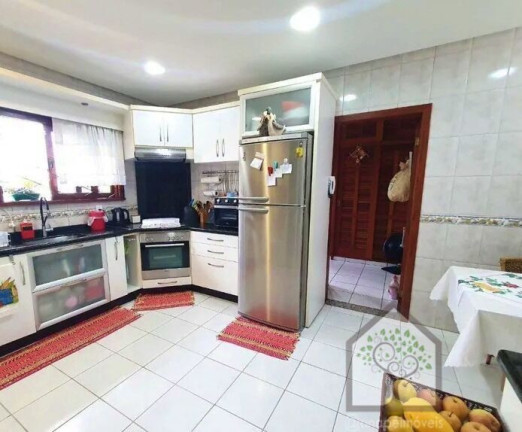 Imagem Casa com 4 Quartos à Venda, 370 m² em Carianos - Florianópolis Imagem Casa com 4 Quartos à Venda, 370 m² em Carianos - Florianópolis
