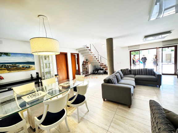 Imagem Casa com 5 Quartos à Venda, 580 m² em Interlagos - Vila Velha Imagem Casa com 5 Quartos à Venda, 580 m² em Interlagos - Vila Velha
