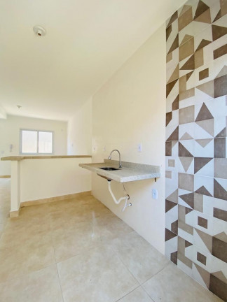 Imagem Sobrado com 2 Quartos à Venda, 57 m² em Maracanã - Praia Grande Imagem Sobrado com 2 Quartos à Venda, 57 m² em Maracanã - Praia Grande