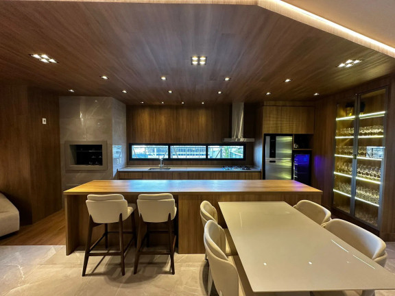 Imagem Apartamento com 3 Quartos à Venda, 133 m² em Centro - Balneário Camboriú Imagem Apartamento com 3 Quartos à Venda, 133 m² em Centro - Balneário Camboriú