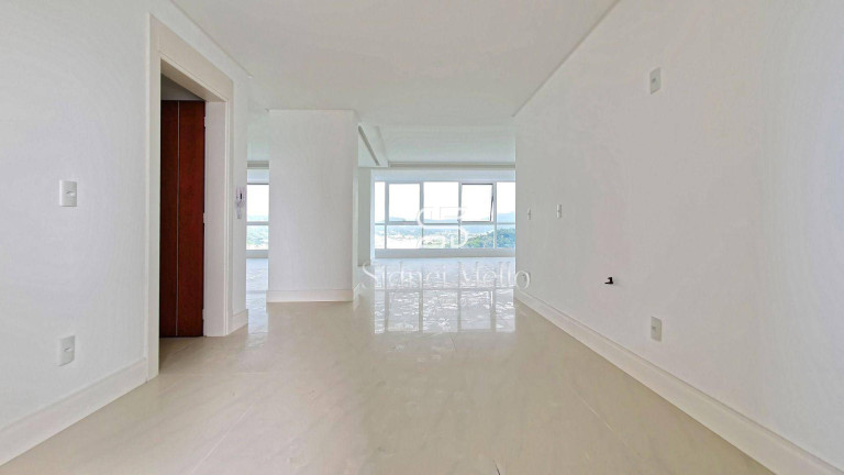 Imagem Apartamento com 3 Quartos à Venda, 182 m² em 2 Quadra Sul - Balneário Camboriú Imagem Apartamento com 3 Quartos à Venda, 182 m² em 2 Quadra Sul - Balneário Camboriú