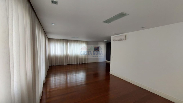 Imagem Apartamento com 3 Quartos à Venda, 166 m² Imagem Apartamento com 3 Quartos à Venda, 166 m²