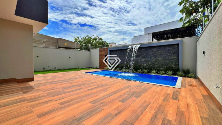 Imagem Casa com 4 Quartos à Venda, 260 m² em Plano Diretor Sul - Palmas Imagem Casa com 4 Quartos à Venda, 260 m² em Plano Diretor Sul - Palmas