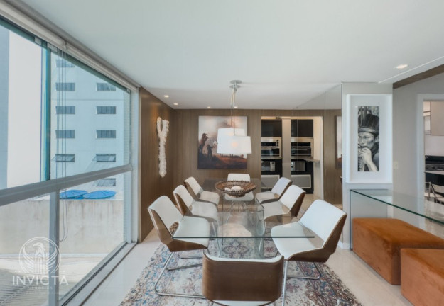 Imagem Apartamento com 3 Quartos à Venda, 156 m² em Centro - Balneário Camboriú