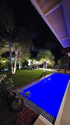Imagem Casa com 4 Quartos à Venda, 300 m² em Busca Vida - Camaçari