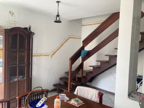 Imagem Casa com 6 Quartos à Venda, 285 m² em Piratininga - Niterói Imagem Casa com 6 Quartos à Venda, 285 m² em Piratininga - Niterói