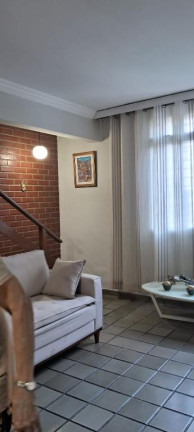 Imagem Casa com 5 Quartos à Venda, 250 m² em Graças - Recife Imagem Casa com 5 Quartos à Venda, 250 m² em Graças - Recife