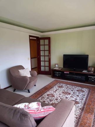 Imagem Casa com 5 Quartos à Venda, em Vale Dos Pinheiros - Nova Friburgo Imagem Casa com 5 Quartos à Venda, em Vale Dos Pinheiros - Nova Friburgo