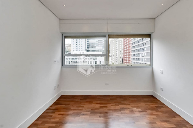 Imagem Apartamento com 3 Quartos à Venda, 213 m² em Cerqueira César - São Paulo
