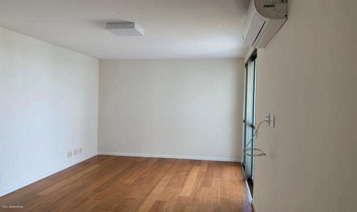 Imagem Apartamento com 4 Quartos à Venda, 376 m² em Barra Da Tijuca - Rio De Janeiro Imagem Apartamento com 4 Quartos à Venda, 376 m² em Barra Da Tijuca - Rio De Janeiro