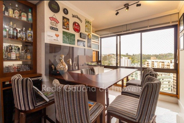 Imagem Apartamento com 3 Quartos à Venda, 130 m² em Menino Deus - Porto Alegre Imagem Apartamento com 3 Quartos à Venda, 130 m² em Menino Deus - Porto Alegre