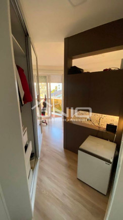 Imagem Casa com 5 Quartos à Venda, 382 m² em Pinheiros - Pato Branco Imagem Casa com 5 Quartos à Venda, 382 m² em Pinheiros - Pato Branco
