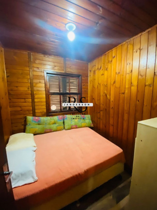 Imagem Casa com 4 Quartos à Venda, 120 m² em Centro - Torres Imagem Casa com 4 Quartos à Venda, 120 m² em Centro - Torres