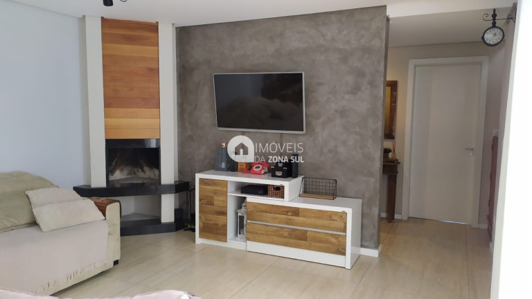 Imagem Casa com 3 Quartos à Venda, 154 m² Imagem Casa com 3 Quartos à Venda, 154 m²