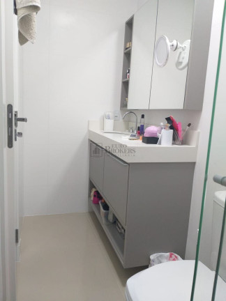 Imagem Sobrado com 3 Quartos à Venda, 215 m² em Centro - Balneário Camboriú