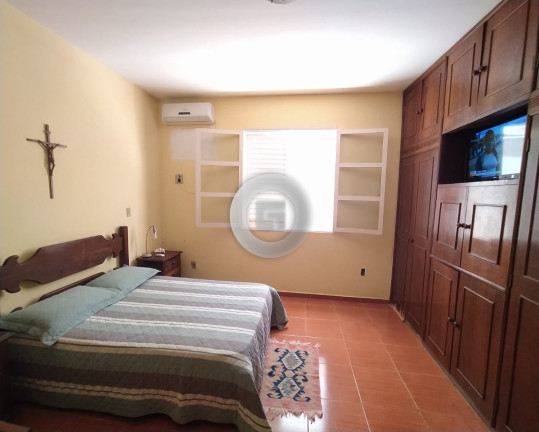 Imagem Casa com 5 Quartos à Venda, 360 m² em Vila Mauricéia - Montes Claros