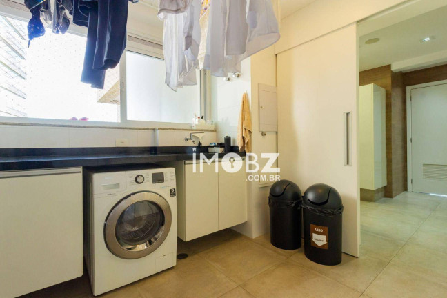 Imagem Imóvel com 4 Quartos à Venda, 223 m² em Vila Andrade - São Paulo Imagem Imóvel com 4 Quartos à Venda, 223 m² em Vila Andrade - São Paulo