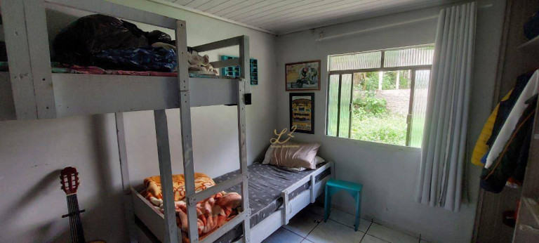 Imagem Terreno à Venda, 692 m² em Barreirinha - Curitiba Imagem Terreno à Venda, 692 m² em Barreirinha - Curitiba