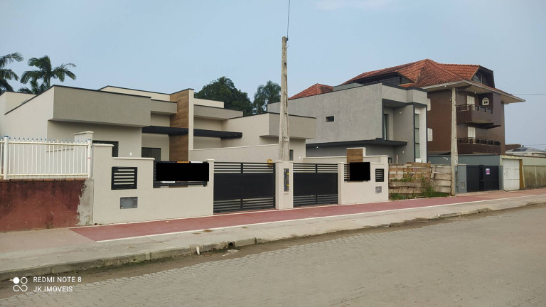 Imagem Casa com 3 Quartos à Venda, 78 m² em Balneário Estrelas - Itapoá Imagem Casa com 3 Quartos à Venda, 78 m² em Balneário Estrelas - Itapoá