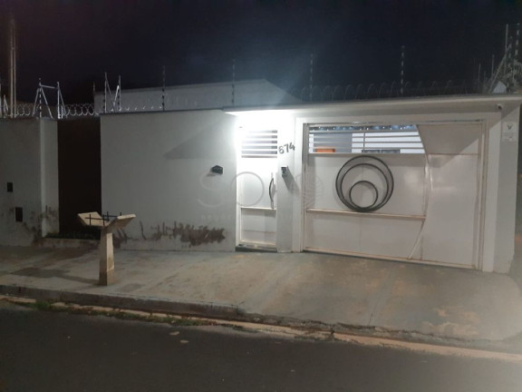 Imagem Casa com 3 Quartos à Venda, 252 m² em Cidade Jardim - Araraquara Imagem Casa com 3 Quartos à Venda, 252 m² em Cidade Jardim - Araraquara