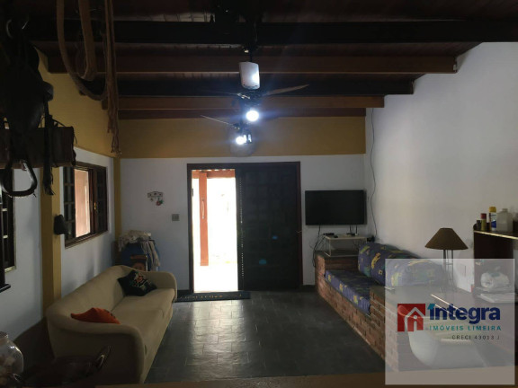Imagem Chácara com 2 Quartos à Venda, 250 m² em Bairro Dos Pires - Limeira