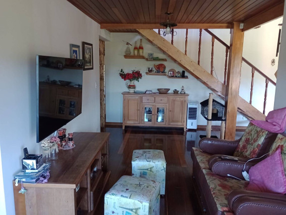 Imagem Chácara com 3 Quartos à Venda, 2.100 m² em Ortizes - Piedade Imagem Chácara com 3 Quartos à Venda, 2.100 m² em Ortizes - Piedade