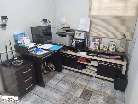 Imagem Casa com 3 Quartos à Venda, 204 m² em Centro - Campo Grande Imagem Casa com 3 Quartos à Venda, 204 m² em Centro - Campo Grande
