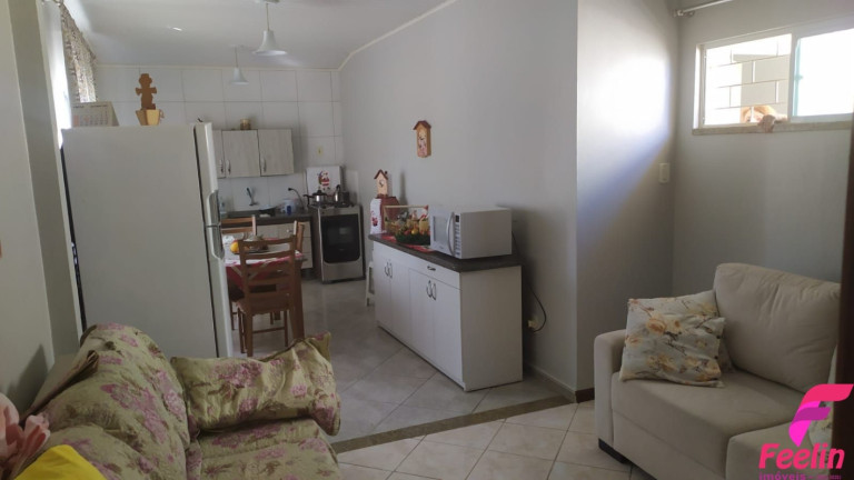 Imagem Casa com 4 Quartos à Venda, 172 m² em Campeche - Florianópolis Imagem Casa com 4 Quartos à Venda, 172 m² em Campeche - Florianópolis