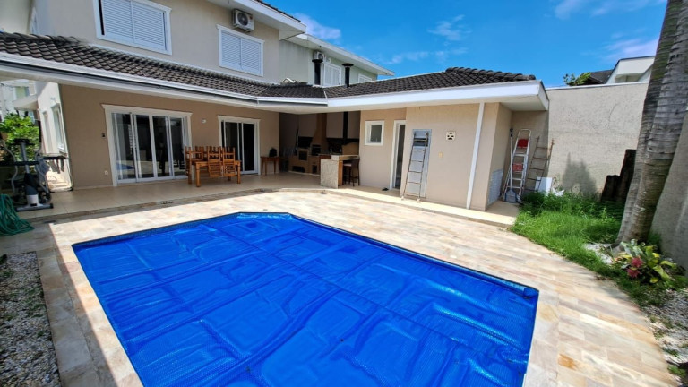 Sobrado com 3 Quartos à Venda, 248 m² em Urbanova - São José Dos Campos