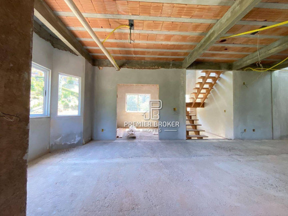 Imagem Casa com 3 Quartos à Venda, 430 m² em Albuquerque - Teresópolis Imagem Casa com 3 Quartos à Venda, 430 m² em Albuquerque - Teresópolis
