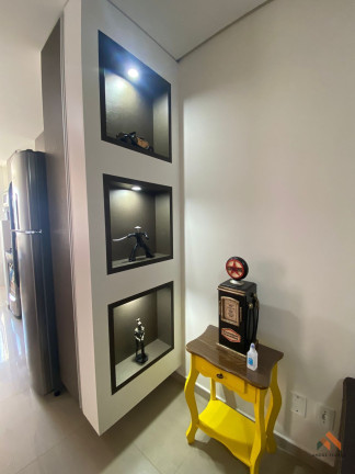 Imagem Apartamento com 2 Quartos à Venda, 65 m²