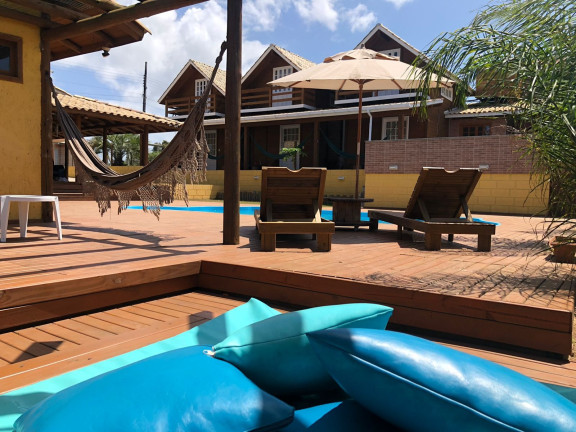 Imagem Imóvel com 6 Quartos à Venda, 250 m² em Praia Do Rosa - Imbituba Imagem Imóvel com 6 Quartos à Venda, 250 m² em Praia Do Rosa - Imbituba