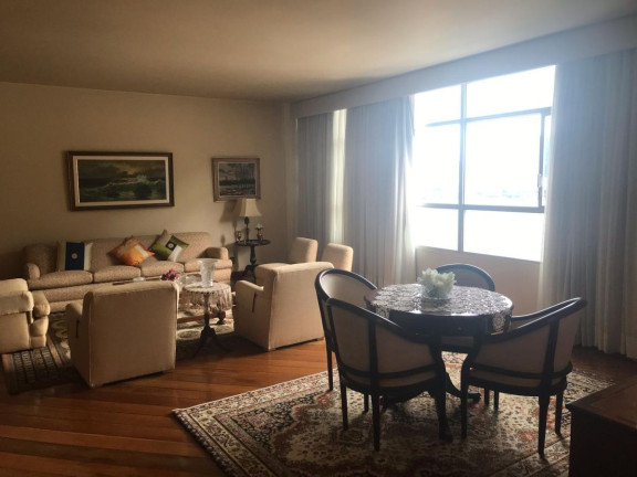 Imagem Apartamento com 3 Quartos à Venda, 184 m² em Lagoa - Rio De Janeiro Imagem Apartamento com 3 Quartos à Venda, 184 m² em Lagoa - Rio De Janeiro