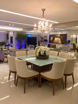 Imagem Imóvel com 4 Quartos à Venda, 200 m² em Umarizal - Belém Imagem Imóvel com 4 Quartos à Venda, 200 m² em Umarizal - Belém