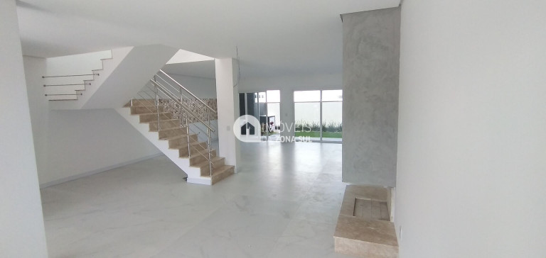 Imagem Casa com 3 Quartos à Venda, 186 m² Imagem Casa com 3 Quartos à Venda, 186 m²