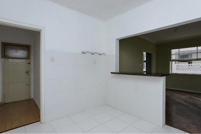 Imagem Imóvel com 2 Quartos à Venda, em Petrópolis - Porto Alegre Imagem Imóvel com 2 Quartos à Venda, em Petrópolis - Porto Alegre