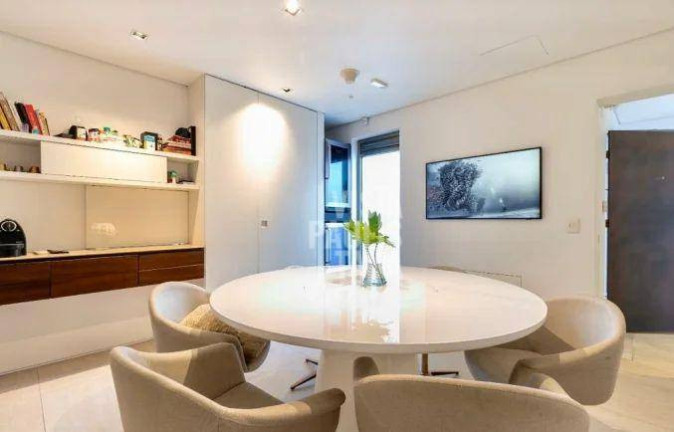 Imagem Casa com 5 Quartos à Venda, 700 m² em Brooklin - São Paulo Imagem Casa com 5 Quartos à Venda, 700 m² em Brooklin - São Paulo