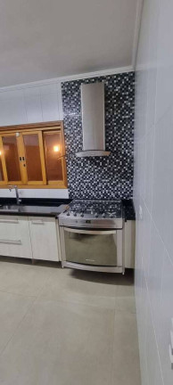 Imagem Casa de Condomínio com 3 Quartos à Venda, 453 m² em Jardim Ana Estela - Carapicuíba