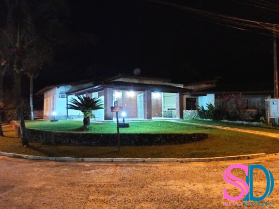 Imagem Casa de Condomínio com 4 Quartos à Venda, 184 m² em Horto Florestal - Ubatuba