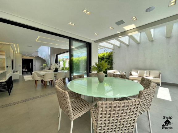 Imagem Casa com 5 Quartos à Venda, em Riviera - Bertioga Imagem Casa com 5 Quartos à Venda, em Riviera - Bertioga