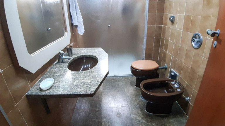 Imagem Apartamento com 3 Quartos à Venda ou Locação, 190 m² em Pitangueiras - Guarujá Imagem Apartamento com 3 Quartos à Venda ou Locação, 190 m² em Pitangueiras - Guarujá