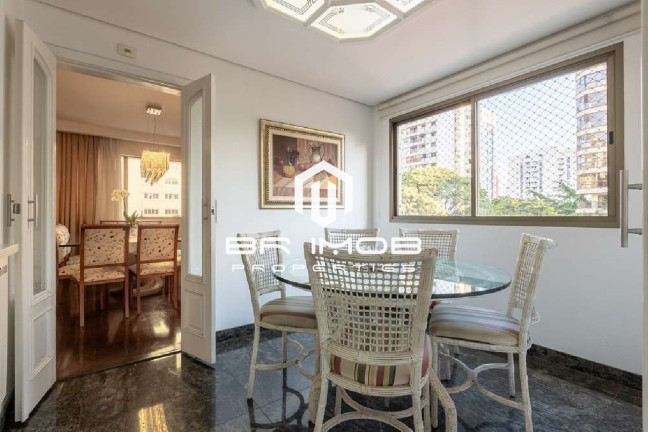 Imagem Imóvel com 3 Quartos à Venda, 193 m² em Moema - São Paulo Imagem Imóvel com 3 Quartos à Venda, 193 m² em Moema - São Paulo