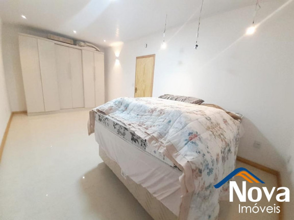 Imagem Imóvel com 4 Quartos à Venda, em Centro - Capão Da Canoa Imagem Imóvel com 4 Quartos à Venda, em Centro - Capão Da Canoa